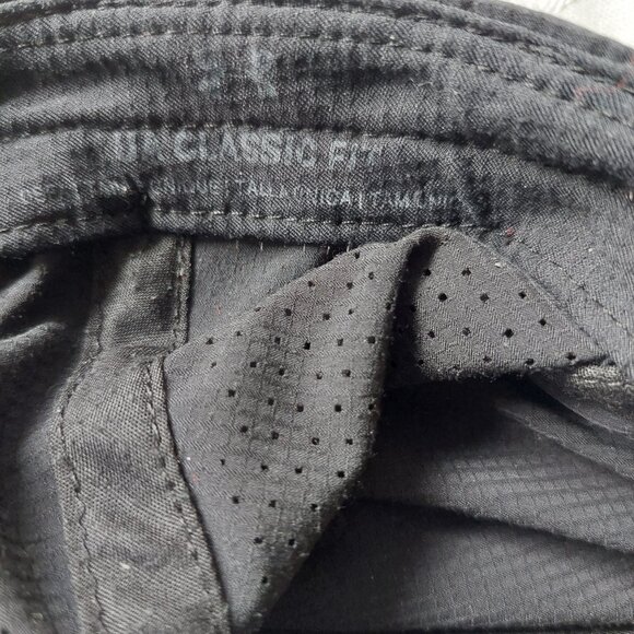 Under Armour Lightweight Men's Blitzing Hat Golf Vent Cap Size OS - Picture 4 of 4